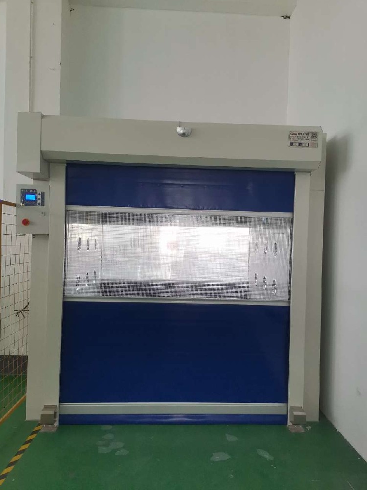 卷帘门风淋室